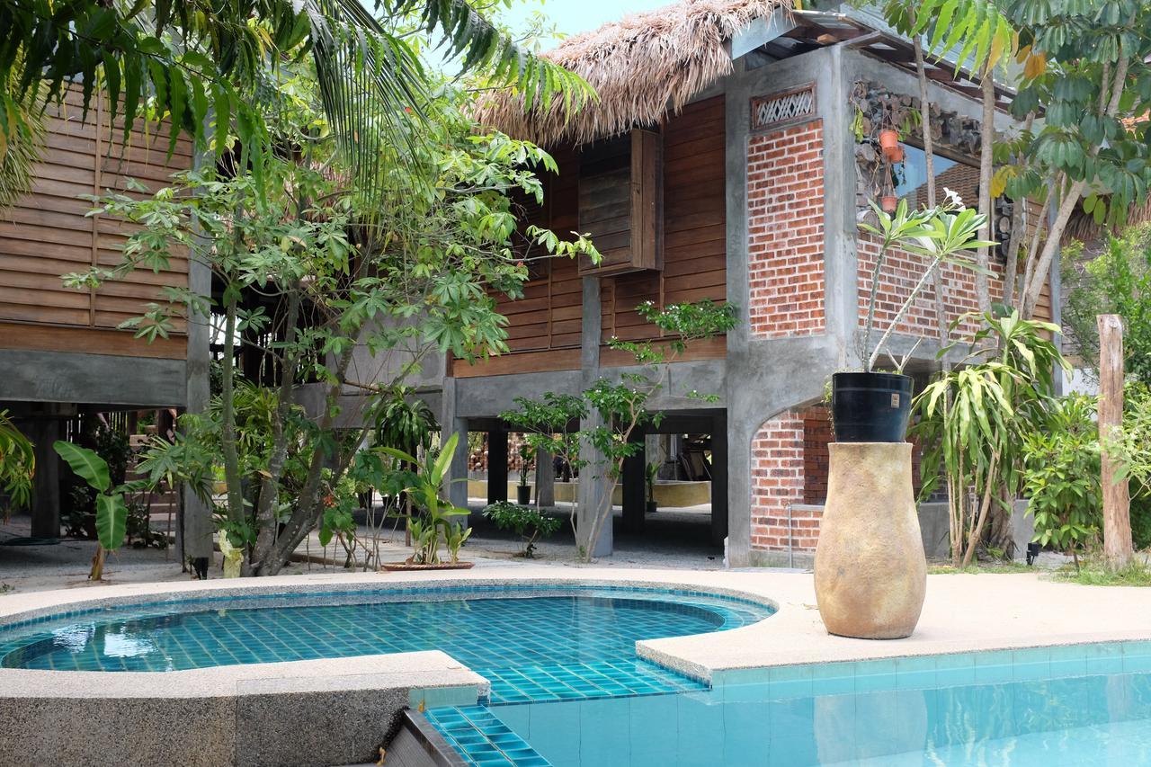 Panji Panji Tropical Wooden Home Pantai Cenang  Exterior foto